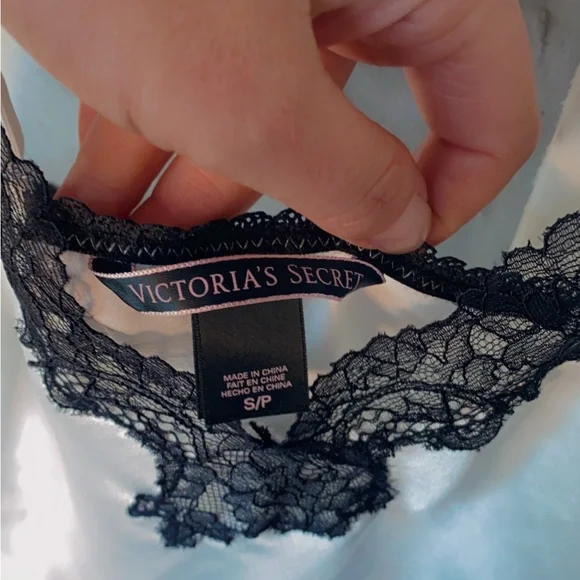 Victoria's Secret White Chemise with Black Lace - Picture 2 of 3